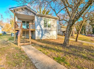 132 E Wadsworth Cir, Oak Ridge, TN 37830