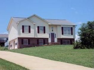 6371 Bishops Ridge Ln, Rural Hall, NC 27045