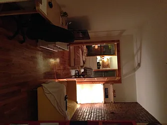 Rented by Elinor Taasa, LREB