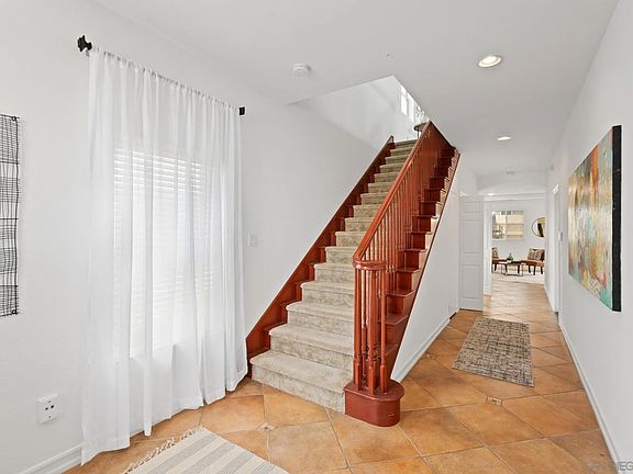 4th image of 527 12th St