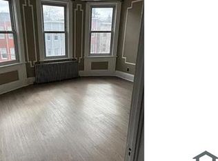 43 Oak St FLOOR 2, Yonkers, NY 10701