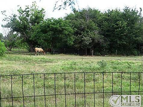2nd image of 3541 County Road 2403