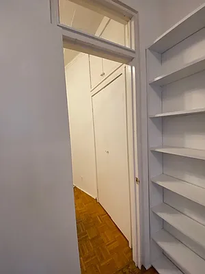 Rented by Performing Assets Corp | media 22