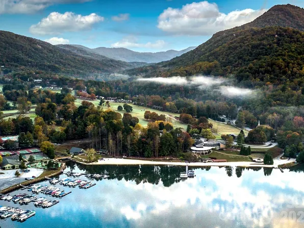 556 Quail Ridge Blvd, Lake Lure, NC 28746