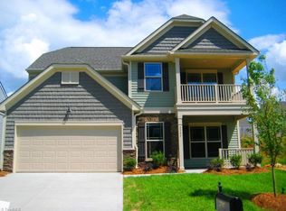 2797 Chari Park Ln, Walkertown, NC 27051