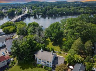 285 Main St, Groveland, MA 01834