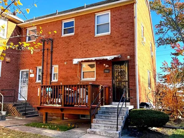 7916 Riggs Rd, Hyattsville, MD 20783