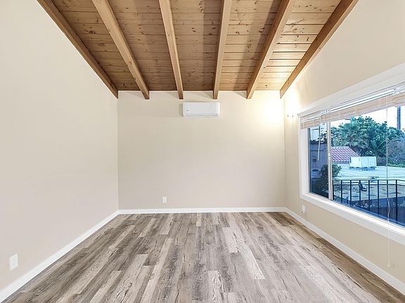 3rd image of 3831 S Beethoven St #2