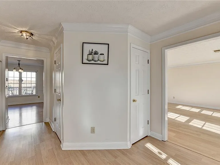 3945 Genoa Ct — Photo 7