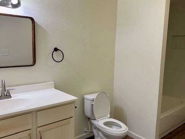 1915 McKenzie Ave #C