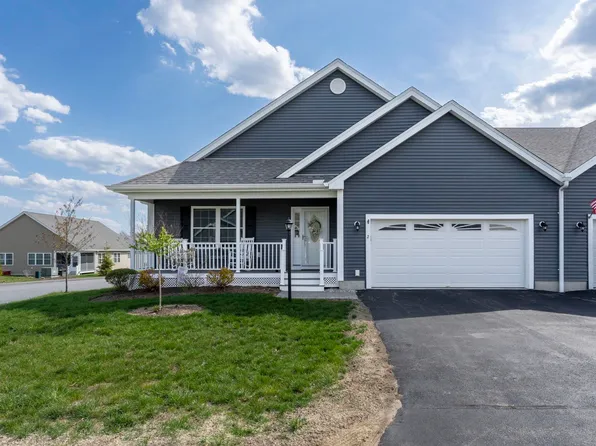 2 Strawberry Lane, Hooksett, NH 03106