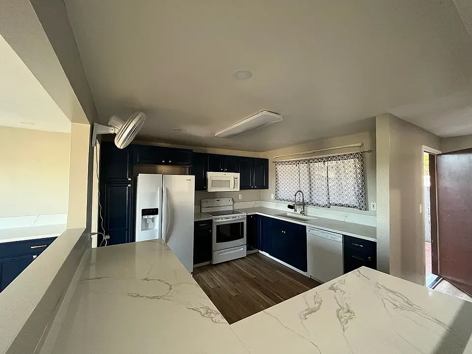 94-1069 Anania Cir #19