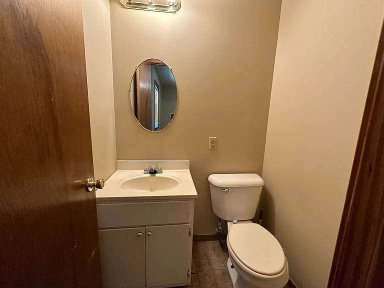 603 Twin Oak Dr — Photo 7