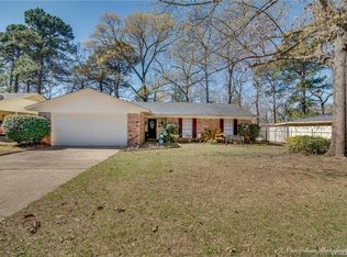 8828 Saint Clair St, Shreveport, LA 71118