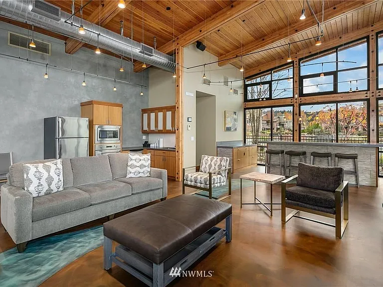 1036 N 42nd Pl — Photo 39