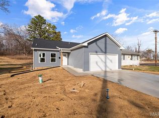 309 E Arlee Ave, Saint Louis, MO 63125