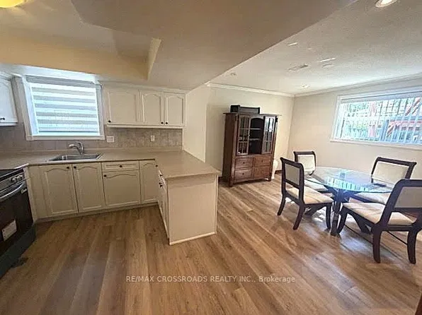 65 Romulus Dr, Toronto, ON M1K 4C1