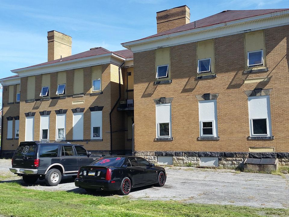 Building Photo 4