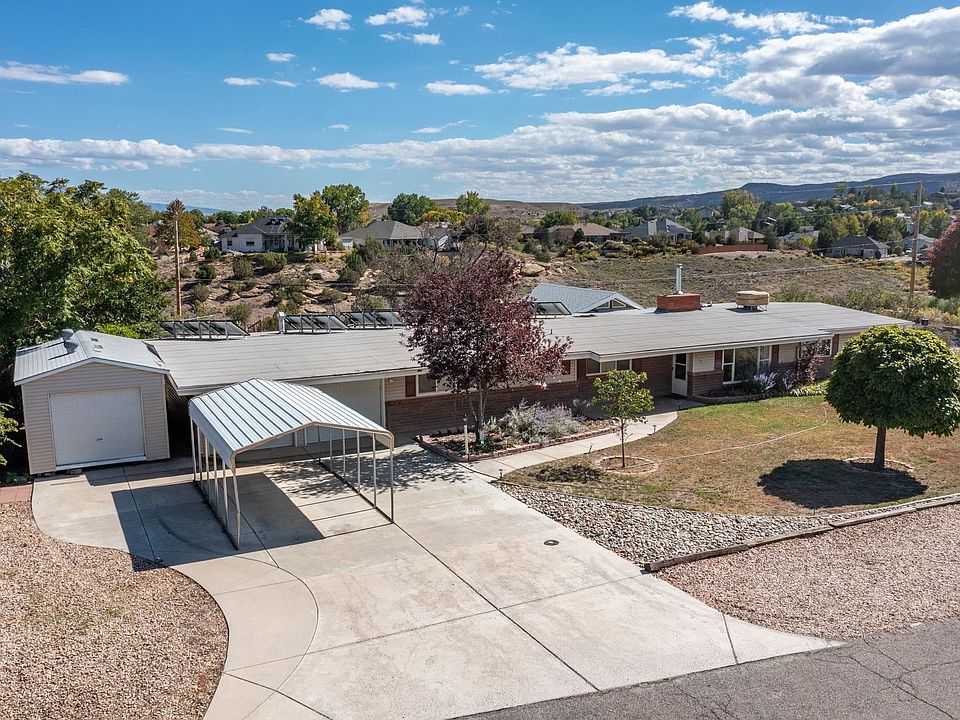 1st image of 319 Mesa Grande Dr