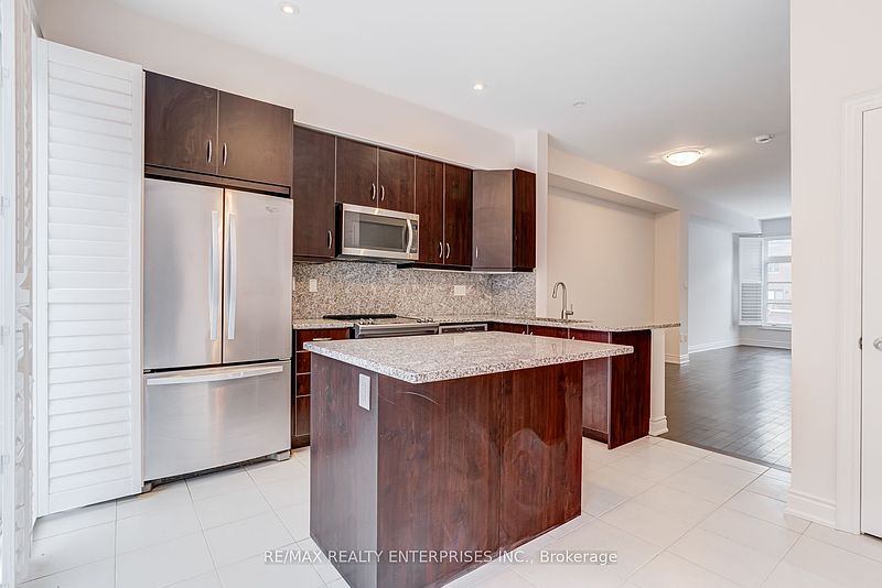 Oakville Townhouse for rent - 3 Bedrooms — photo 8