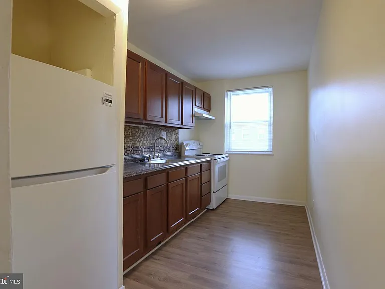 4329 Halley Ter SE #3 — Photo 3
