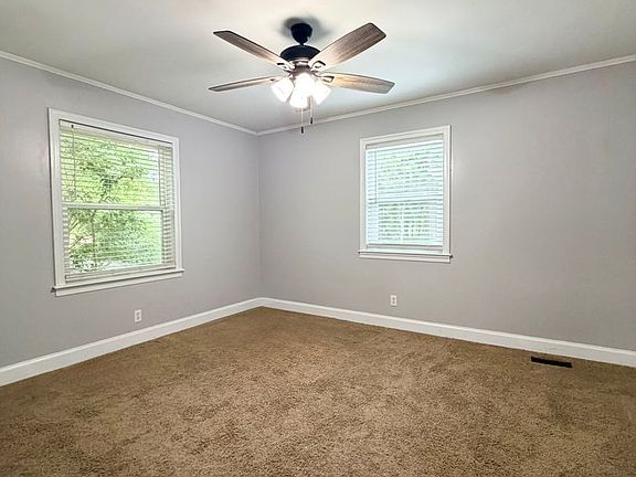5th image of 522 Smyrna Rd