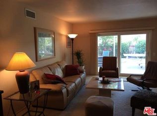 6416 Smoke Tree Ave, Oak Park, CA 91377