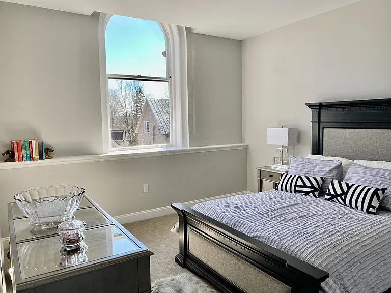 77 Van Dam St #302 — Photo 23