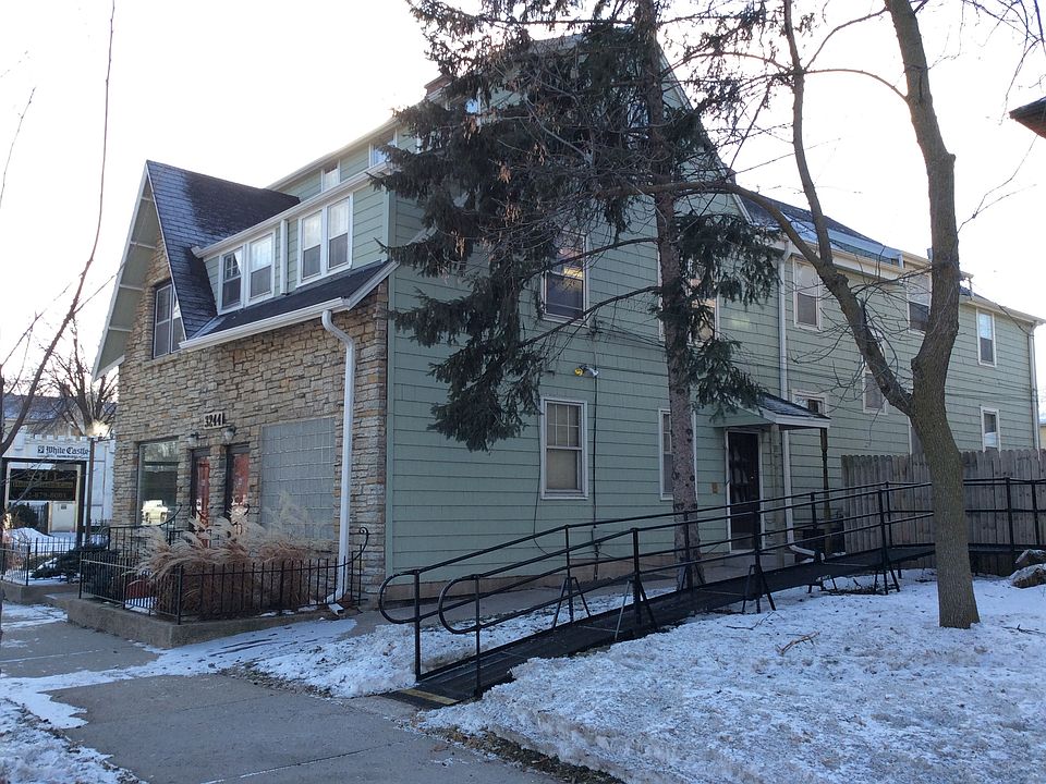 1st image of 3244 Lyndale Ave S APT 3