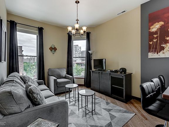 2nd image of 641 W Grand Ave