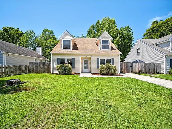 2nd image of 160 Kristen Ln
