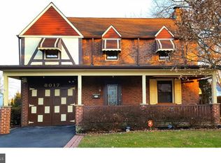 8017 Bridle Rd, Philadelphia, PA 19111