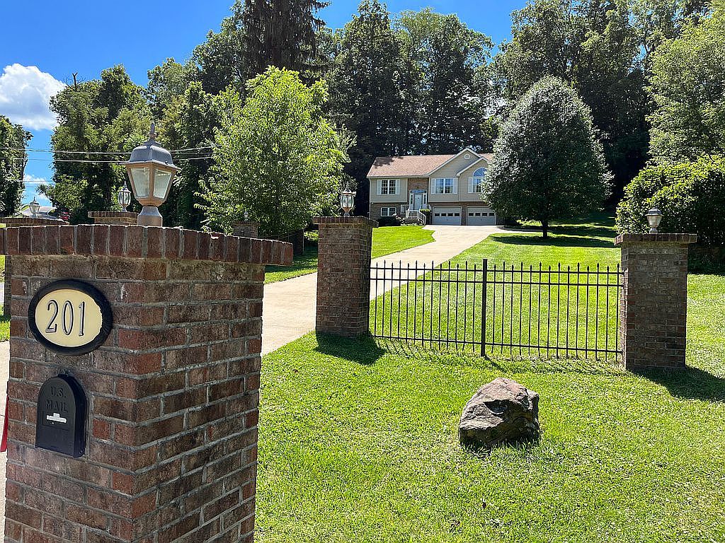201 Jenny Lynn Est, WV 26508 Zillow