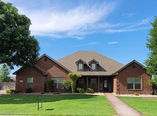 1722 Hudson Oaks Dr, San Angelo, TX 76904