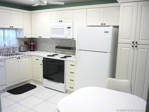 2nd image of 9520 S Hollybrook Lake Dr APT 107