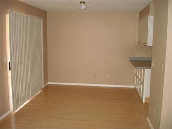 4th image of 9350 River Oaks Ln