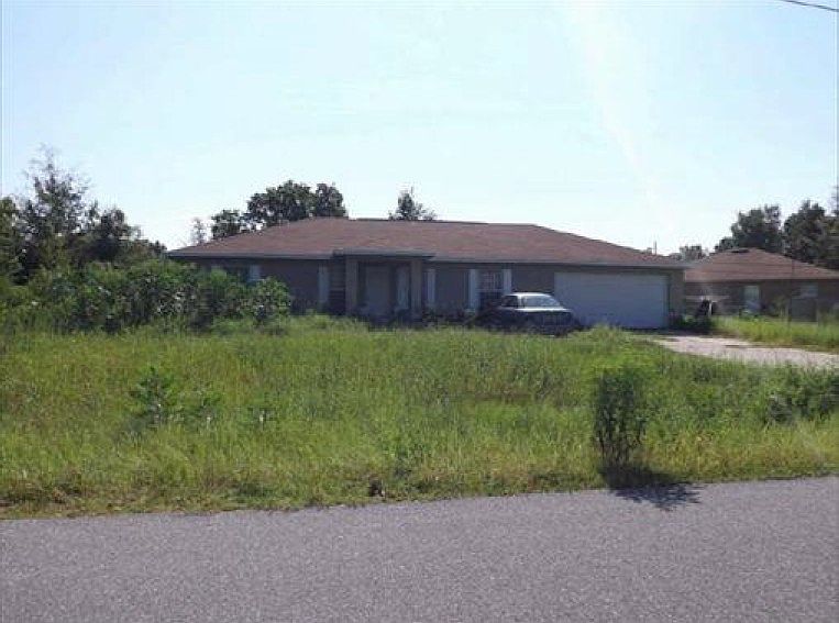 1st image of 135 Pecan Dr