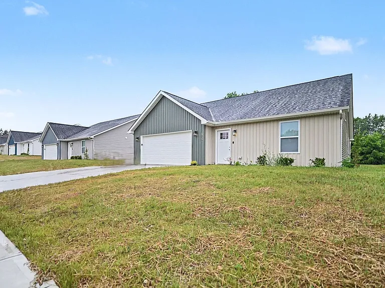 2056 Thimble Creek Dr — Photo 23