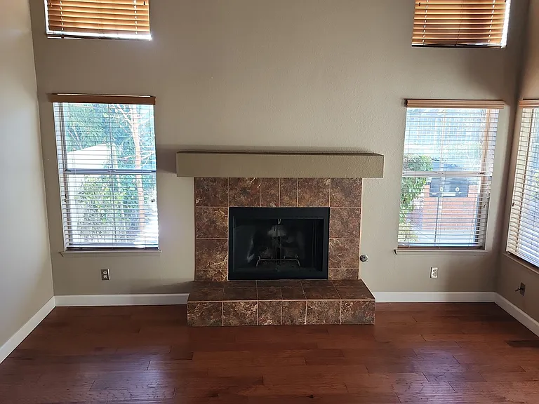 2657 Seashore Dr #1 — Photo 21