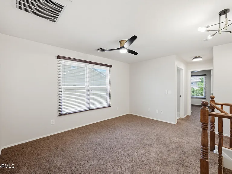 2250 E Wayland Dr — Photo 18
