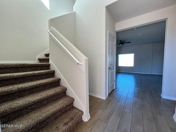 3rd image of 12253 Desert Sea Ct