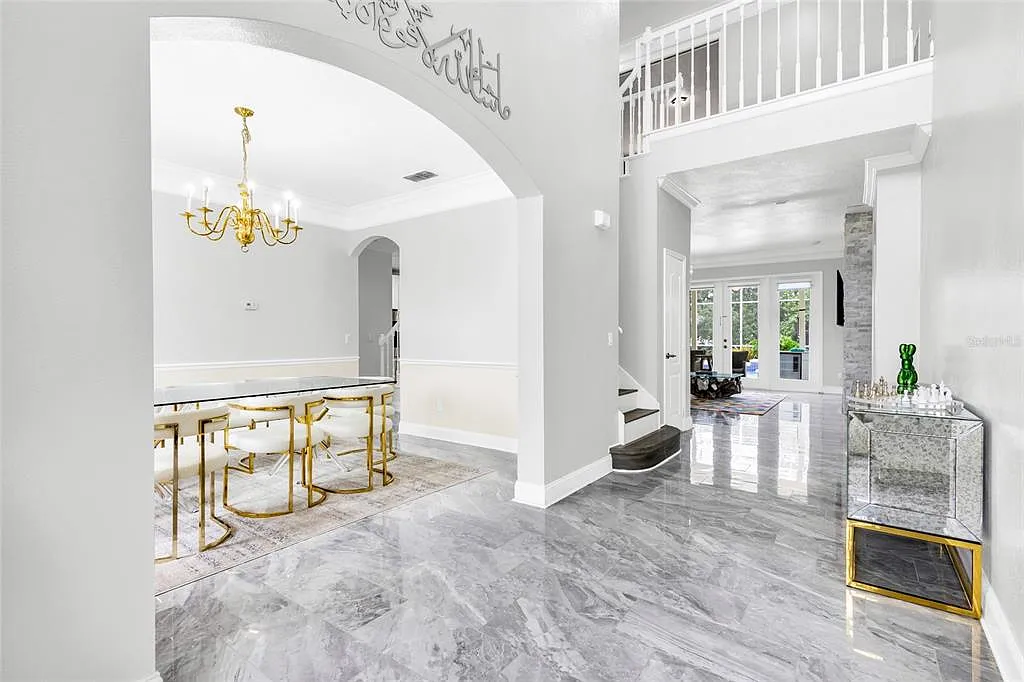 6 bed, 4.5 bath, 3554 sqft, $4,900 — Photo 2