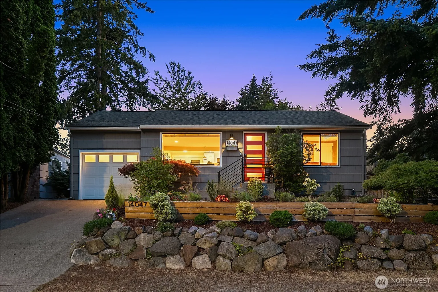14047 Burke Avenue N photo 1