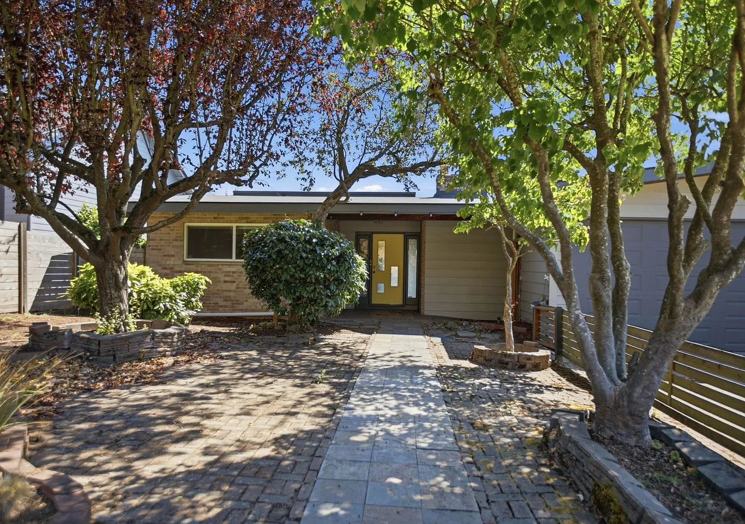 Spacious 4 Bed 2.5 Bath Home with Panoramic Views in Magnolia — Photo 1
