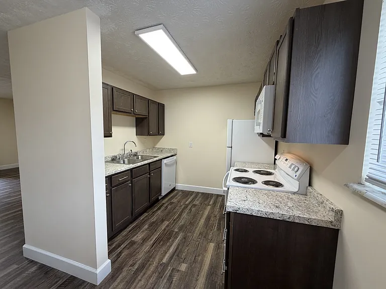 310 Tusculum Blvd — Photo 7