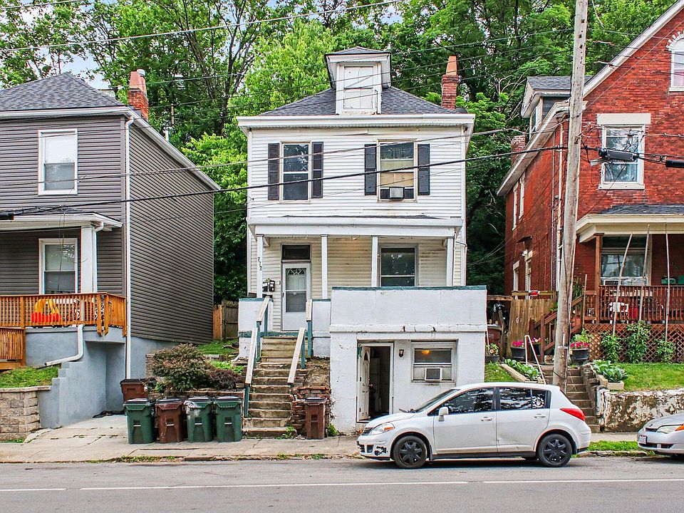 1st image of 772 E 10th St