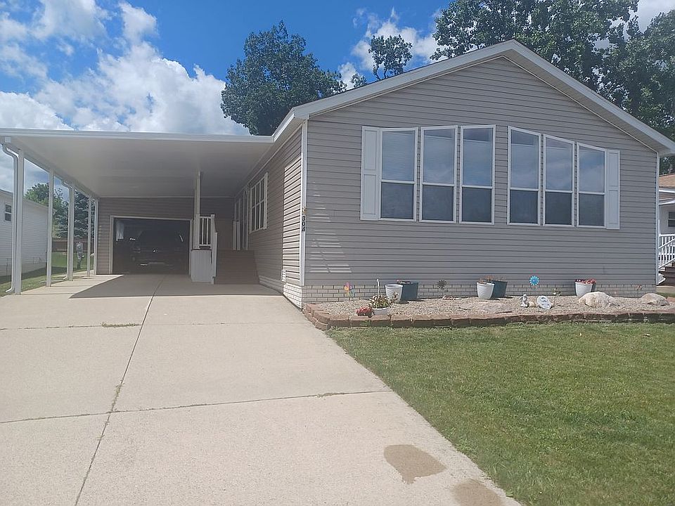 1st image of 304 Rockford Cir