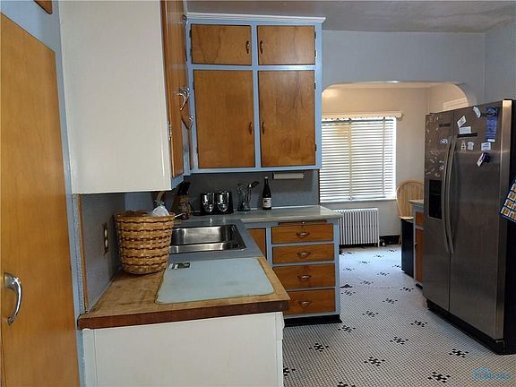 2nd image of 2720 Inwood Dr