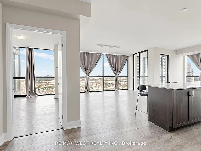 2900 Highway 7 Rd #2602 — Photo 10