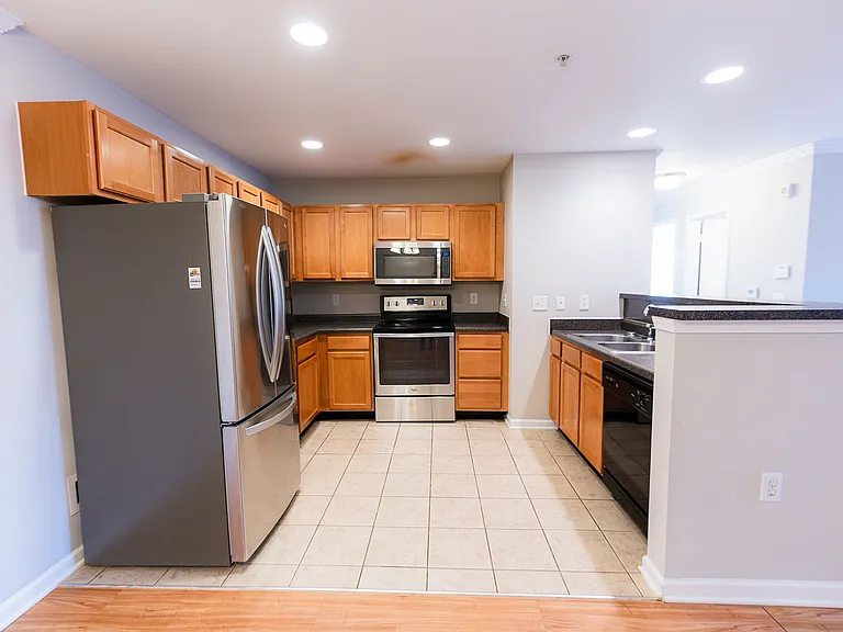 3712 Cotswold Ave #B — Photo 11